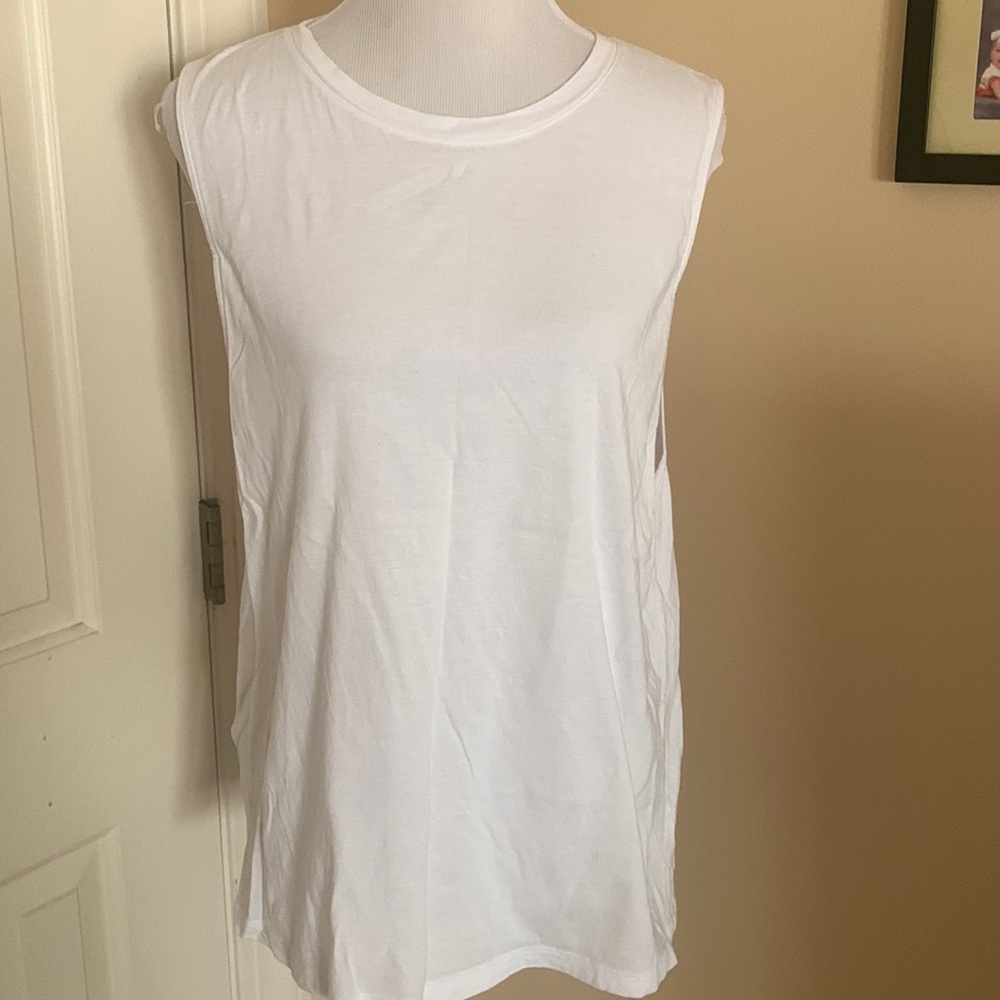 VGUC Fabletics Tank- L